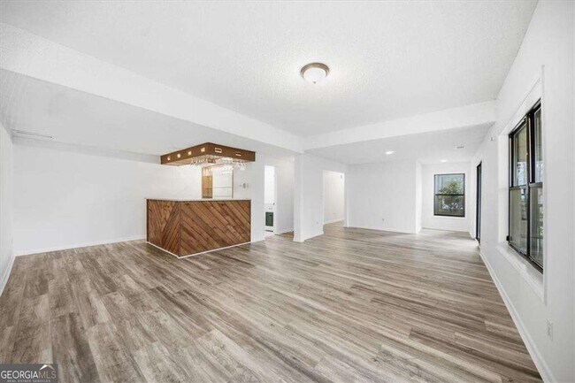 Building Photo - 530 Matterhorn Way