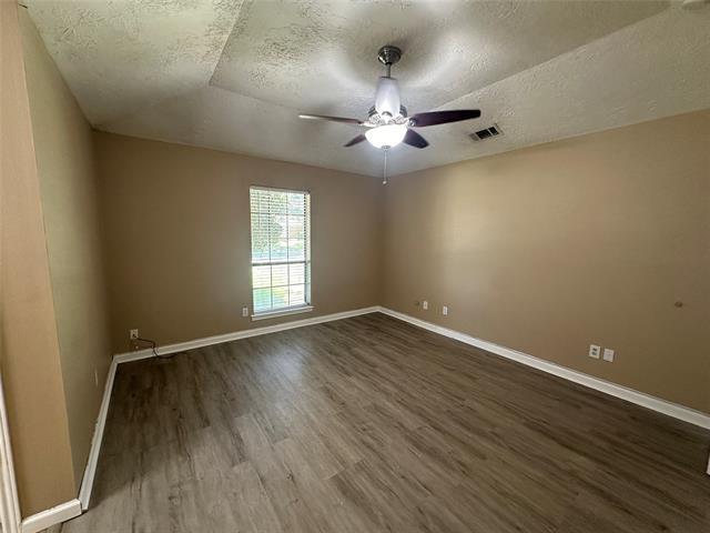 Building Photo - 4045 Cavalry Dr