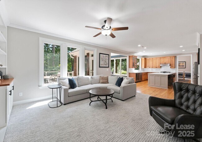 Building Photo - 18807 Dembridge Dr