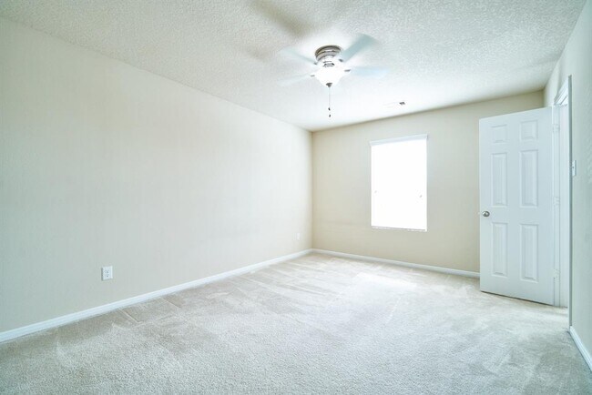 Building Photo - 3019 Zephyr Glen Way