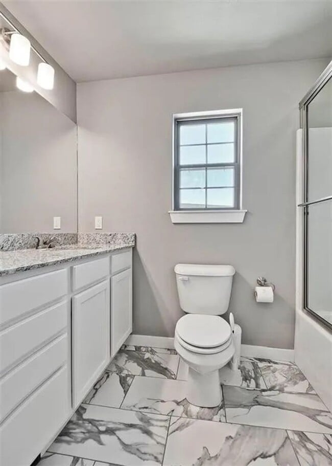 Building Photo - Beautiful Condo At Great Location!!!