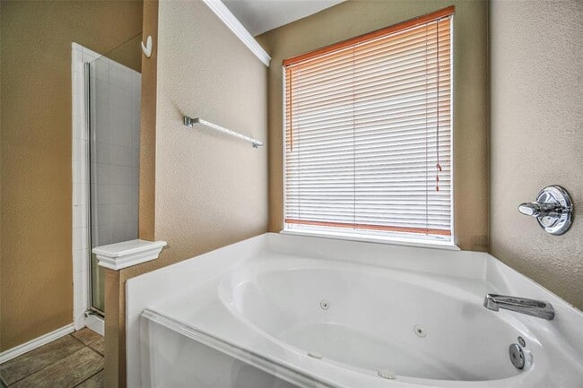 Building Photo - 1810 Carly Cove Ct