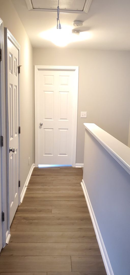 Building Photo - Beautiful 3 story townhome in Charlotte, NC