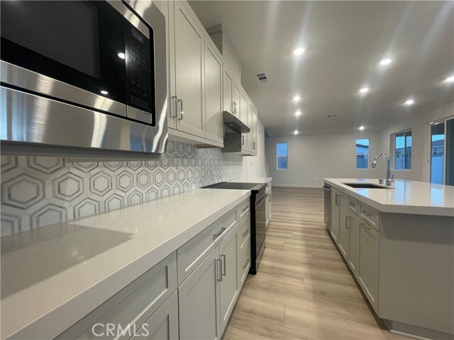 Building Photo - 115 Metz Wy