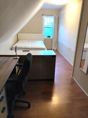 Building Photo - 17 Putnam Ave