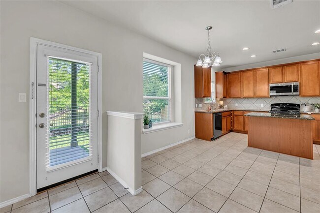 Building Photo - 8609 Rock Pigeon Dr