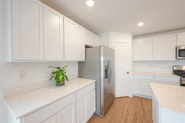 Building Photo - 3106 Elm Br Dr