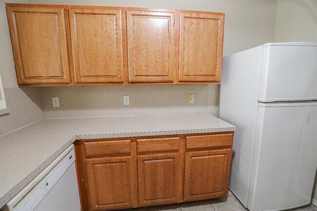 Building Photo - 2705 NW 187th Terrace