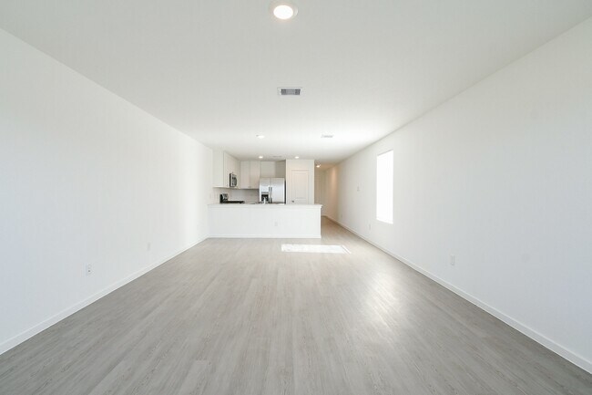 Building Photo - 6847 Flowering Ginger Ln