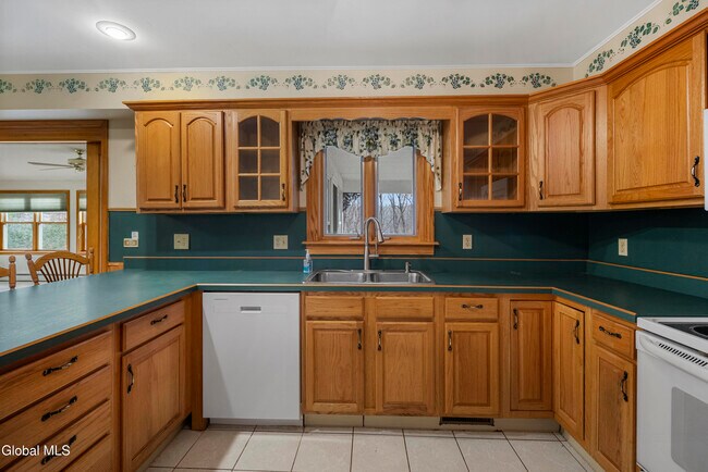 Building Photo - 167 Wood Dale Dr