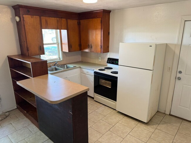 Primary Photo - Nicely Updated 1BR/1BA Duplex