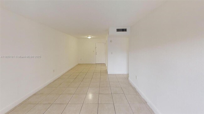 Building Photo - 4800 NW 79th Ave