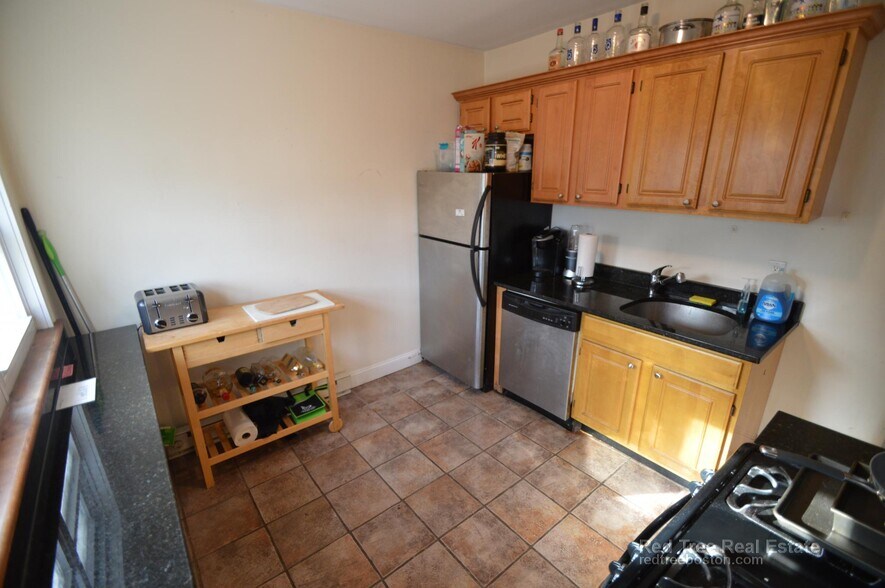 Building Photo - 21 Pratt St