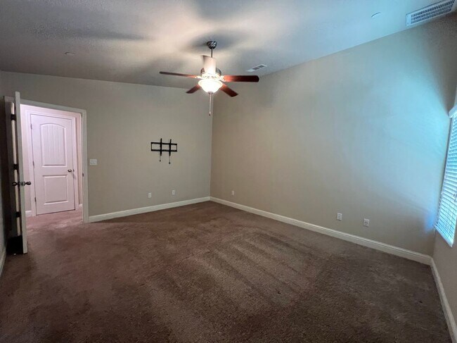 Building Photo - Sanger Home for rent with Solar!