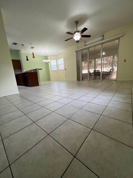 Building Photo - 71 Emerald Bay Dr