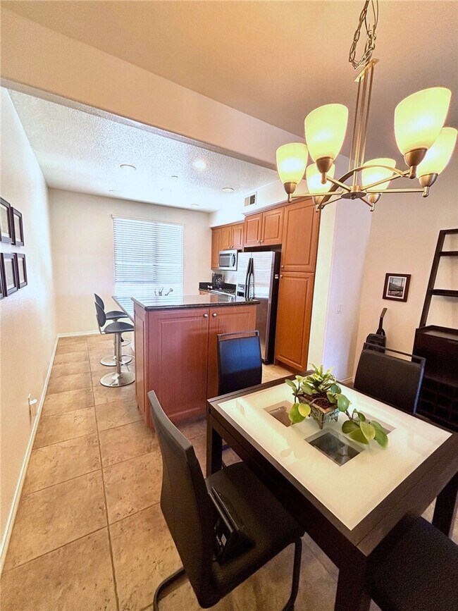 Building Photo - 5404 W 149th Pl