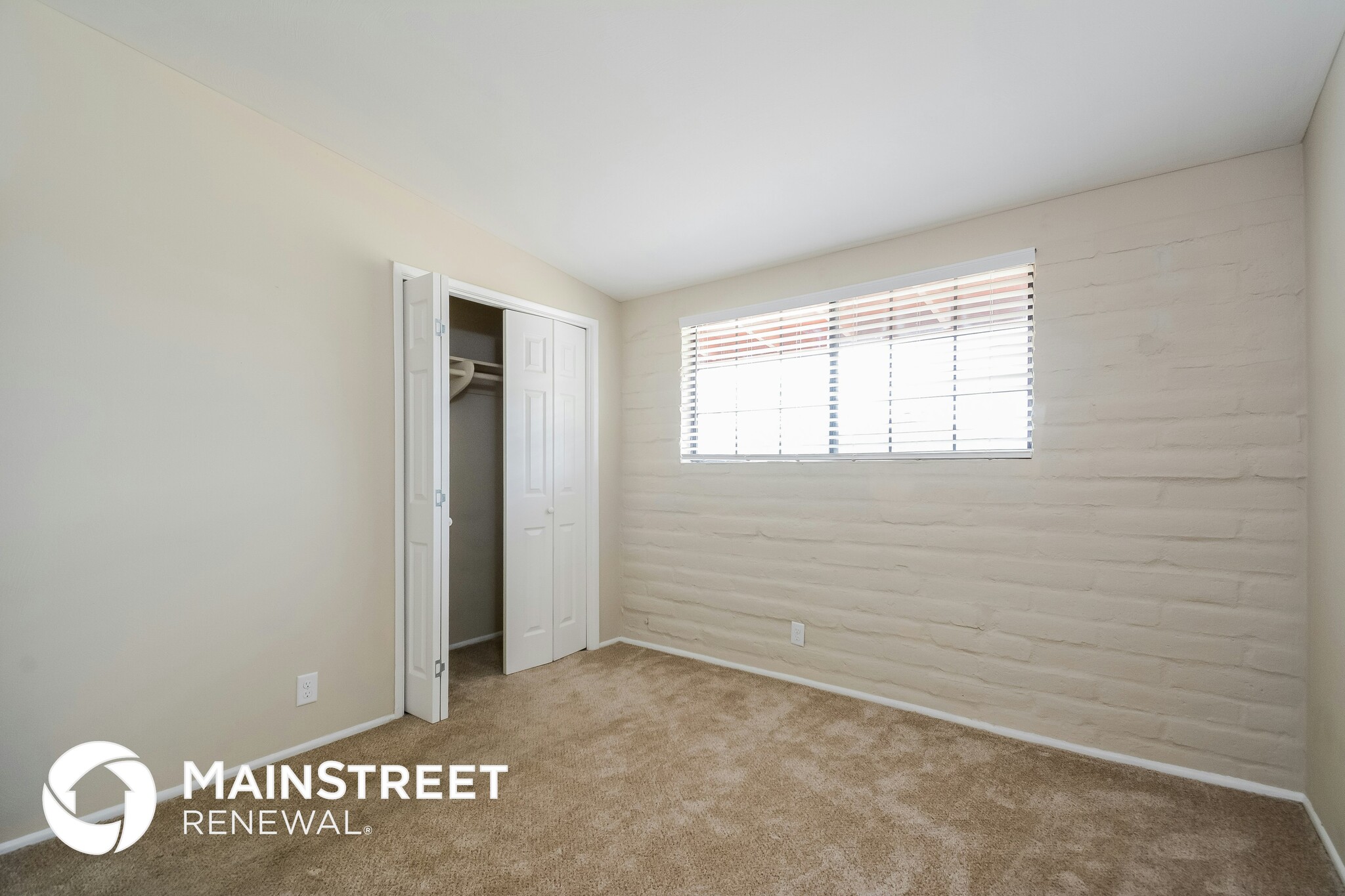 Building Photo - 156 W Pastime Rd