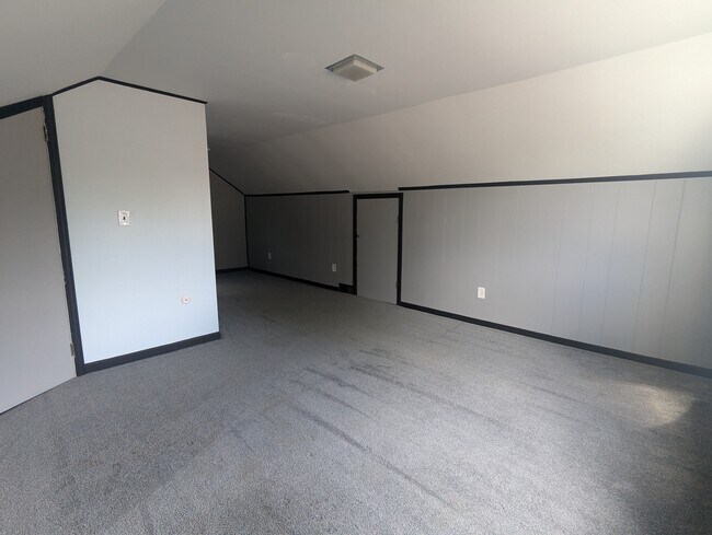 Master Bedroom - 18407 Lennane