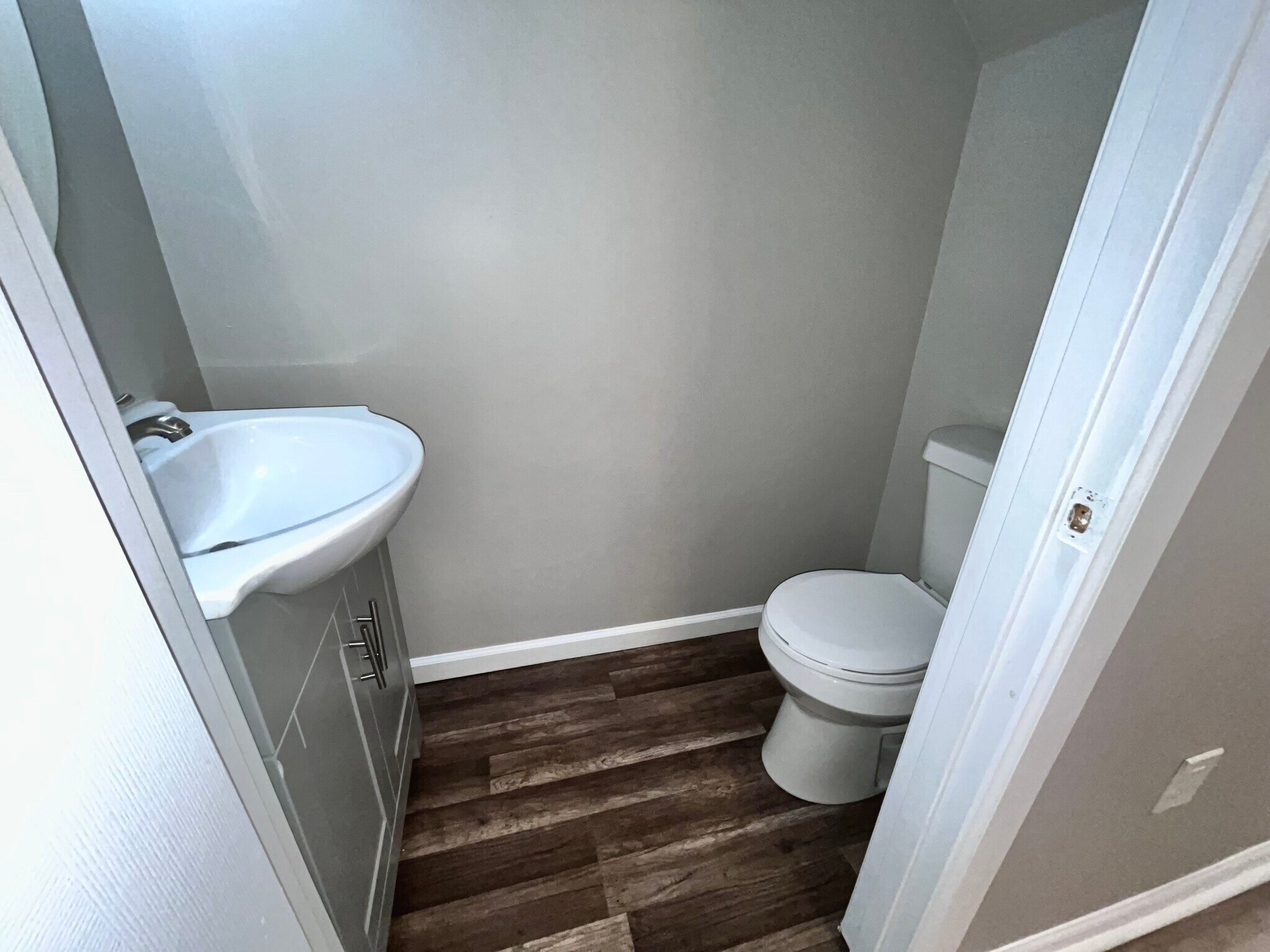 Building Photo - 1404 North Ave NE