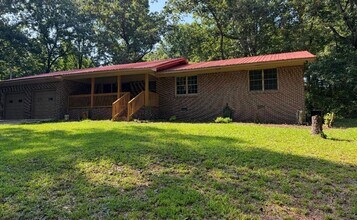 Building Photo - Completely remodeled home in Attalla FOR R...