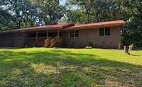 Building Photo - Completely remodeled home in Attalla FOR R...