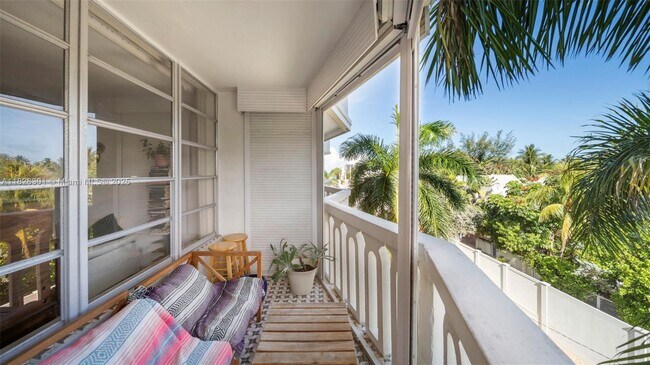 Building Photo - 3199 S Ocean Dr