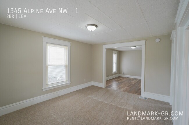 Building Photo - 1345 Alpine Ave NW