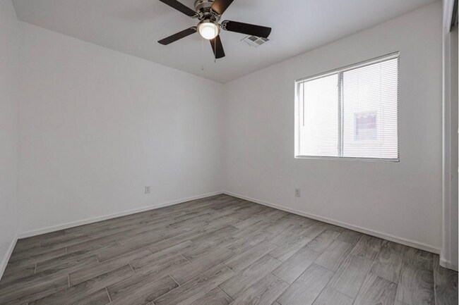 Building Photo - 4Bed/2Bath House in Buckeye! Move-In Ready on 06/04/2026!
