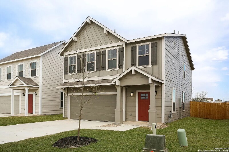 Primary Photo - 401 W Commerce St