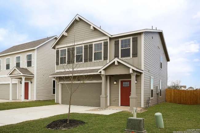 Building Photo - 401 W Commerce St