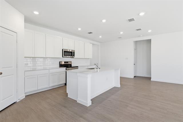 Building Photo - 4912 Ascot Way