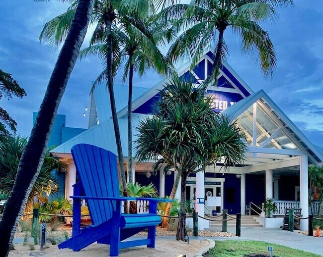 Building Photo - 353 S US Hwy 1