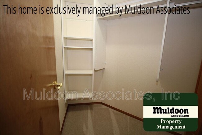 Building Photo - 3389 Magellans Eagle Dr