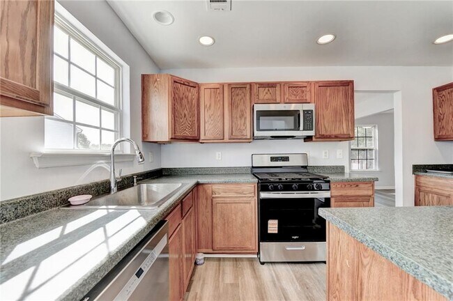 Building Photo - 831 New Liberty Way