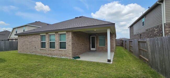 Building Photo - 9515 Meghan Heigts Dr