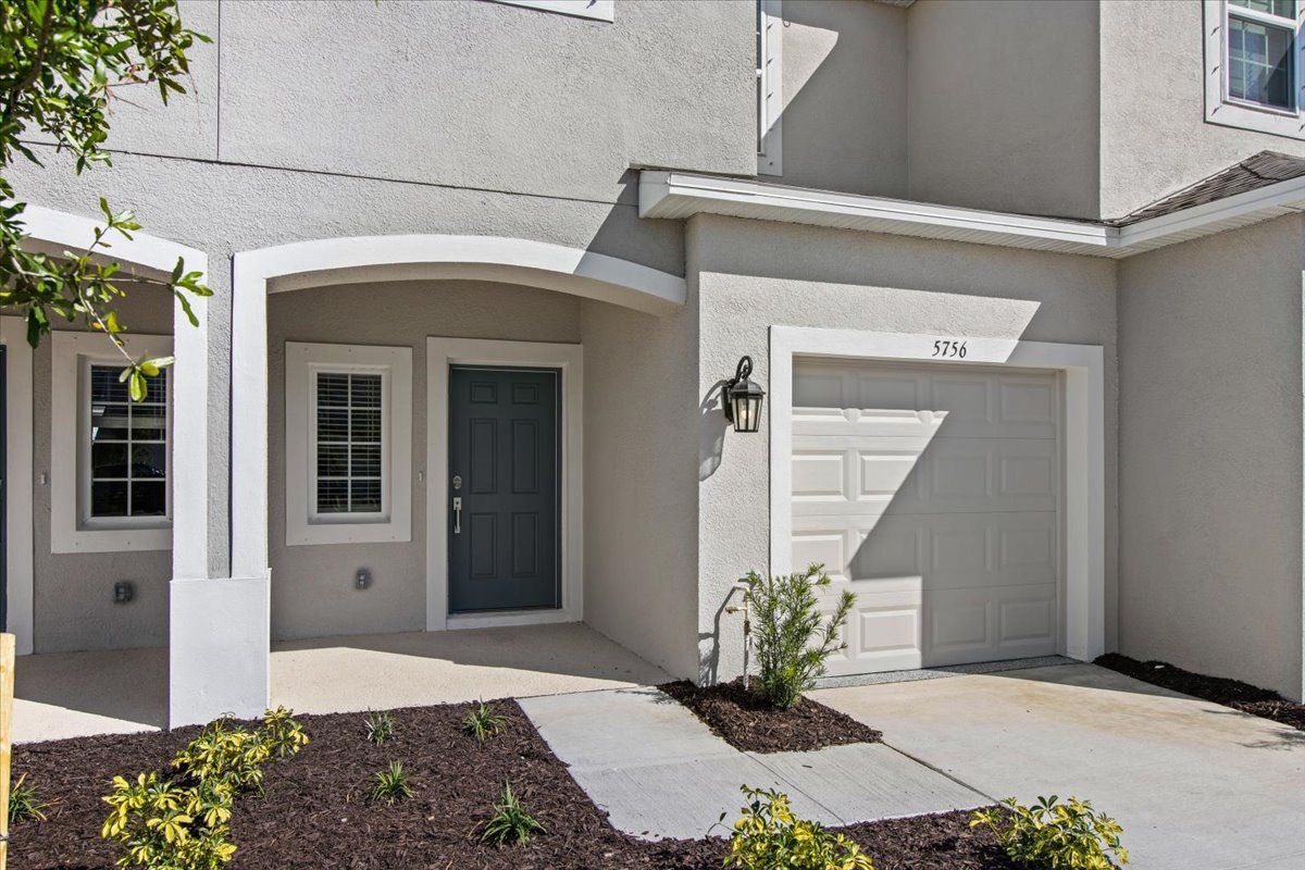 Building Photo - 5756 Haven Ter