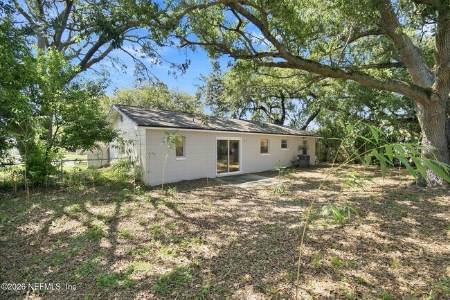 Building Photo - 6069 Anglia Dr