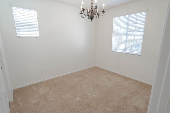 Building Photo - Beautiful 4-Bedroom Home in the West Creek Community of Valencia!