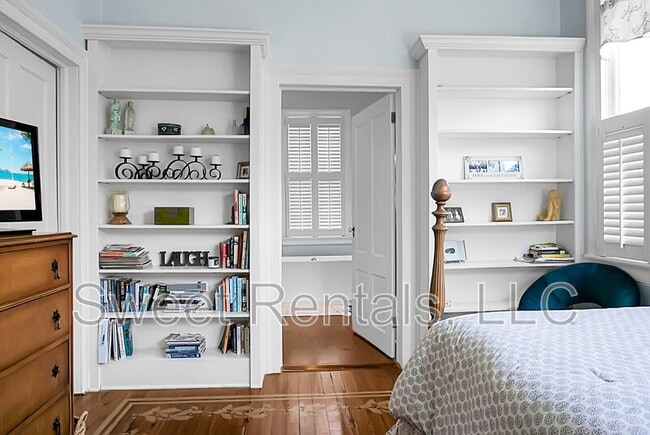 Building Photo - 6 Wentworth St