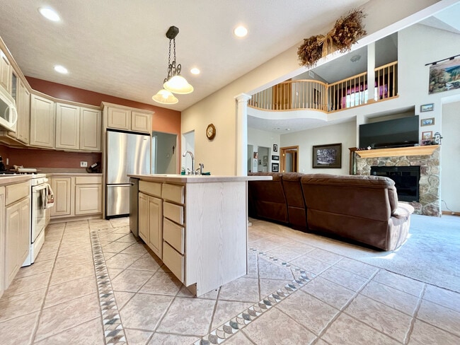 Building Photo - 6286 Fenn Rd