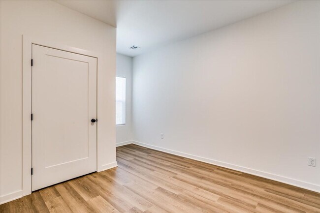 Building Photo - Area151-Capella Plan