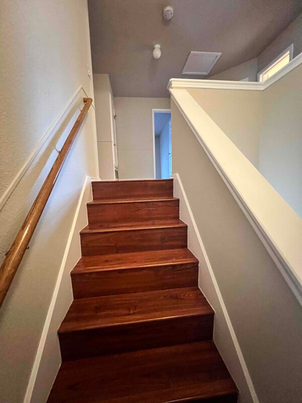 Building Photo - 1000 Laurelleaf Dr