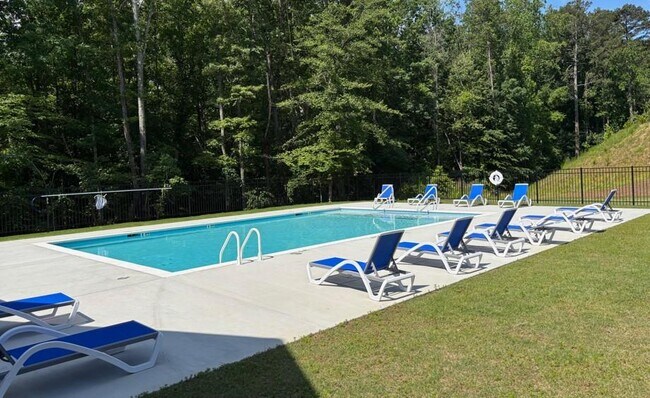 Building Photo - 1661 Silver Crst Wy