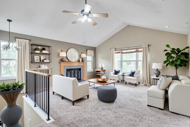 Building Photo - 2492 Dickens Dr