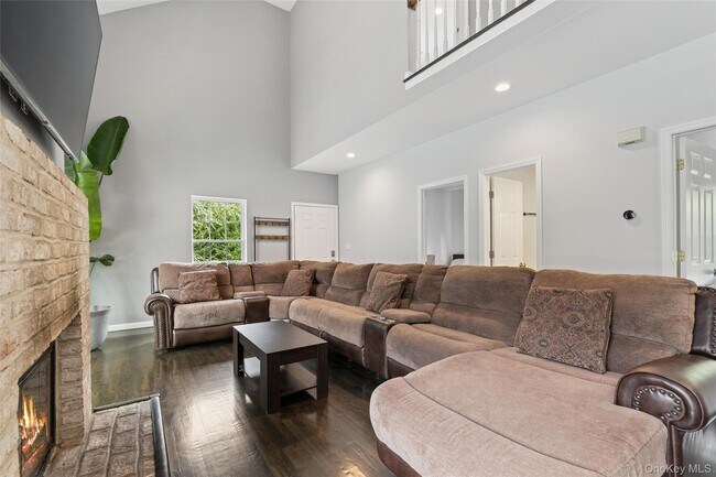 Building Photo - 138 North Rd