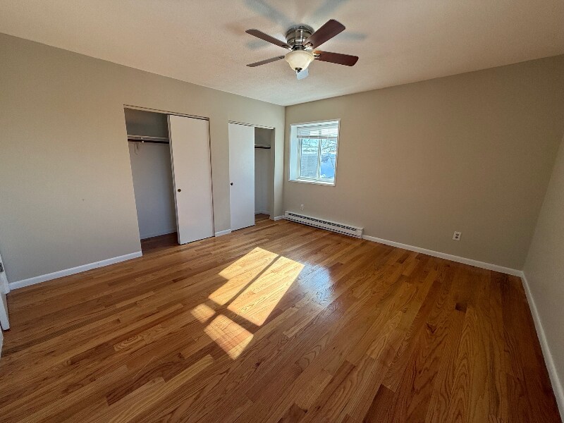 Building Photo - 44 Maple St