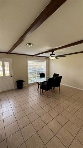 Building Photo - 1104 Sierra Dr