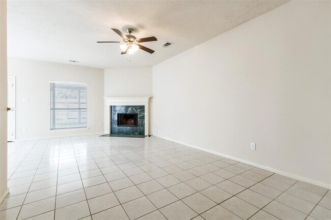 Building Photo - 1138 Evandale Ln