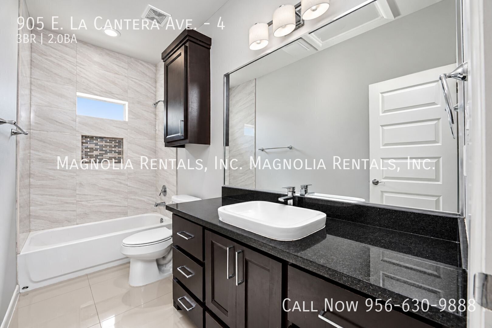 Building Photo - 905 E la Cantera Ave