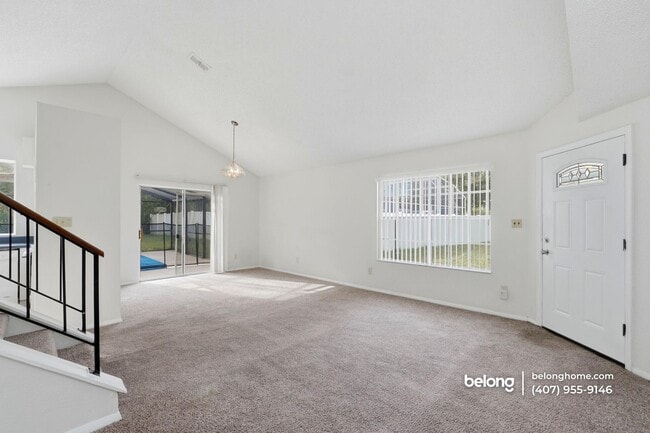 Building Photo - 2542 Davenport Cir